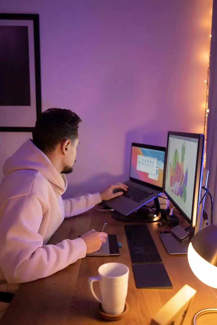 Representação do criador de sites da FullSitesPro