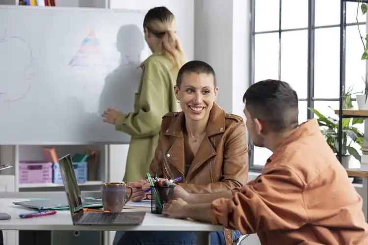 2025: Cursos Soft Skills em Alta – Liderança e Inteligência Emocional